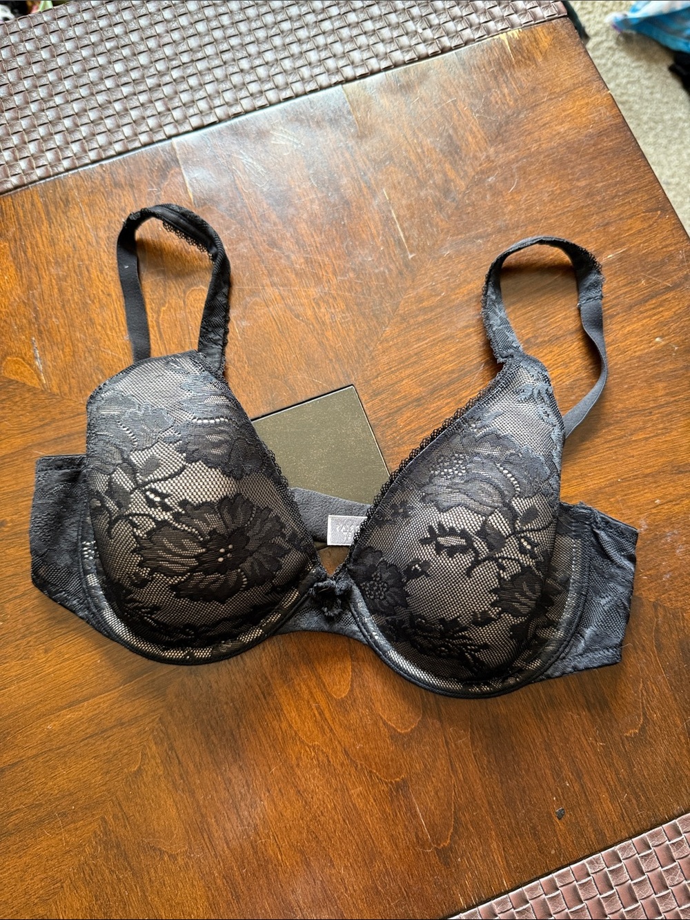 Victoria's Secret Black Floral Lace Underwire Bra